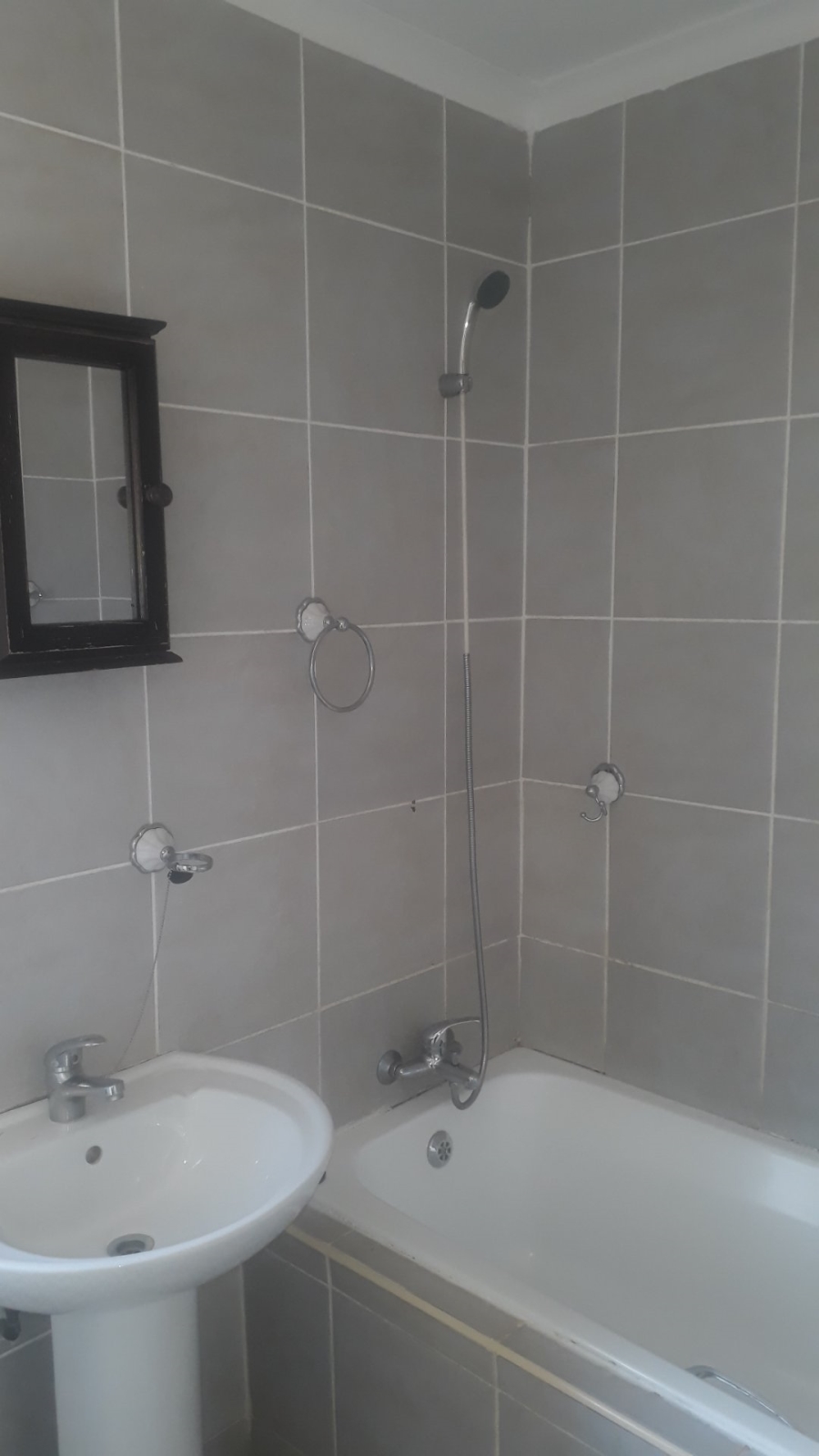 To Let 2 Bedroom Property for Rent in Vaalpark Free State